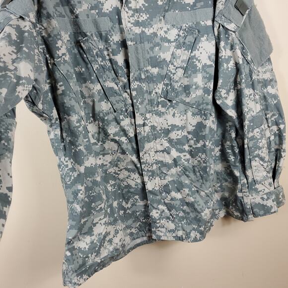 Army Combat Coat in Green Digital Camo Size L - Picture 3 of 11